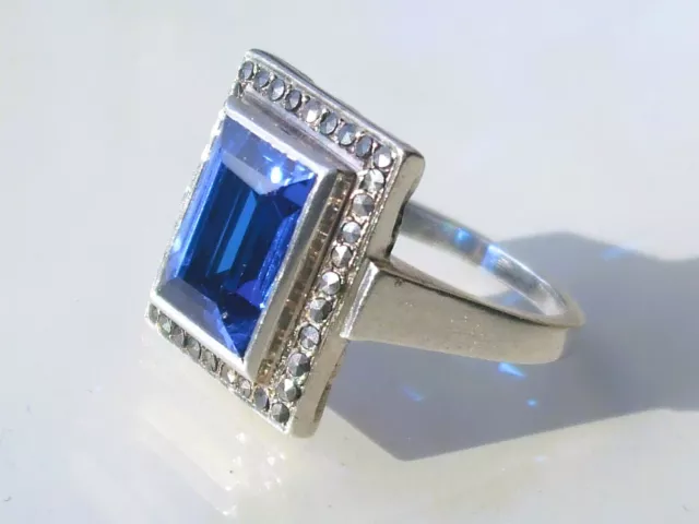 T BELLE BAGUE ANCIENNE ART DECO en ARGENT avec PIERRE BLEUE et MARCASSITE / T.54