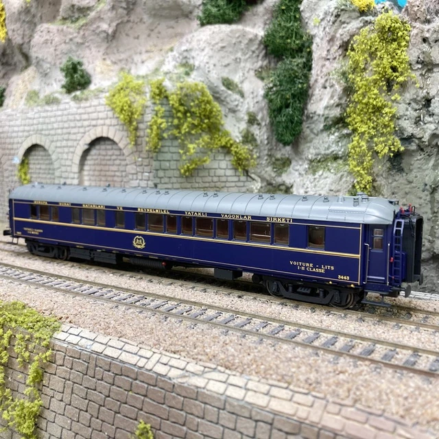 Voiture SR Espace qualité Sncf, Ep V - LSMODELS 40155 - HO 1/87 Voiture SR Espace qualité Sncf, Ep V - LSMODELS 40155 - HO 1/87