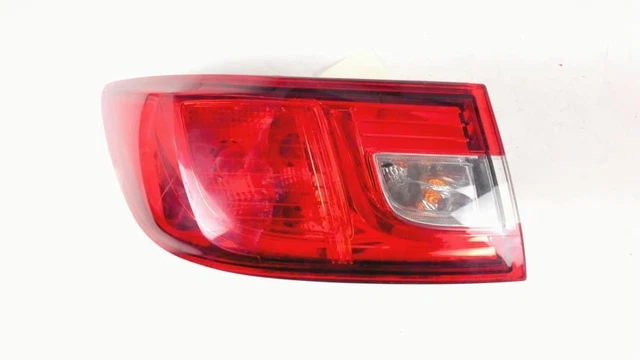 Feu Arrière Gauche Origine Renault Clio 4 - Référence 265553752R - Neuf