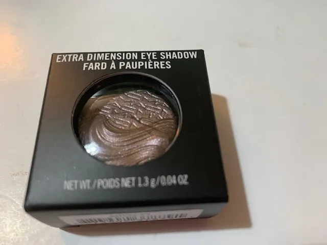 Mac Stolen Moment Eye Shadow Extra Dimension Authentic By Signed For Post