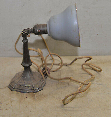 Vintage brass arts & craft mission style desk lamp collectible light fixture