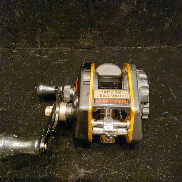 VINTAGE ABU GARCIA Ambassadeur Ultra Mag XL Plus Baitcast Reel