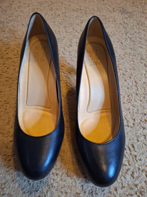 NATURALIZER MICHELLE BLACK Leather High Heels Sz 9 Wide NEW $35.00 ...
