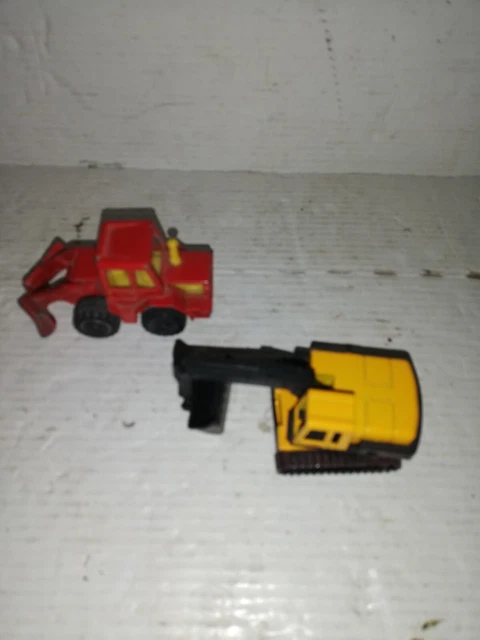Lot de Tracto-pelle et buldozer majorette année 70 neuf en