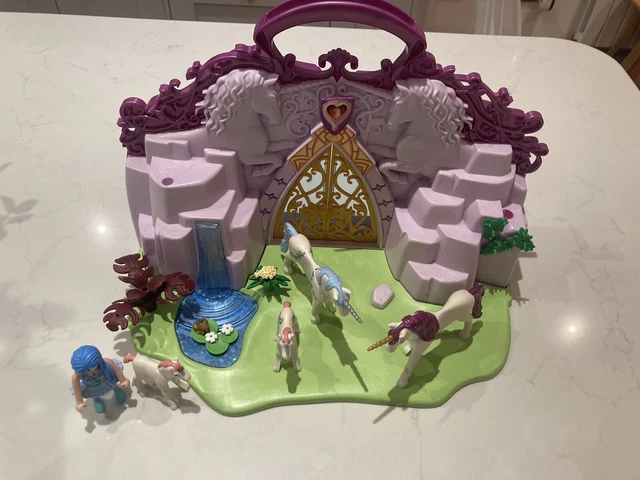 Playmobil unicorn garden shop