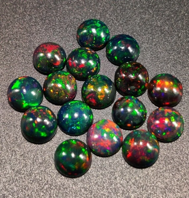 6MM- AAA++ Naturel Noir Opale Vente en gros 10 Pcs Pack Loose Cabs Round...
