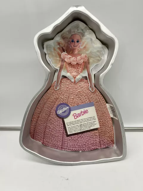 Vintage Wilton Aluminum Caracter Cake Pan Barbie 1992 Mattel Inc. 2105-2551