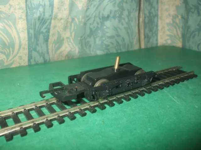 LIMA GWR RAILCAR NON POWERED BOGIE ONLY - No.1