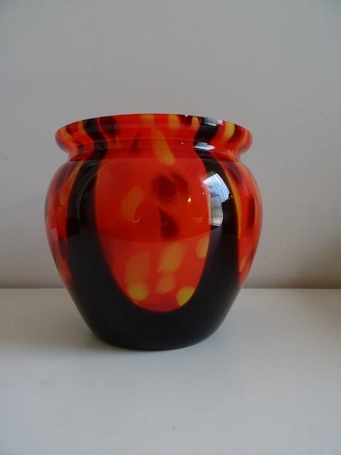 A Set Art Deco Vases, by Antonin Ruckl, For, Kralik Bohemia, 1930s
