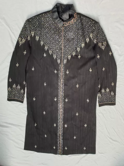 Abito da sposa indiano/asiatico/sposo sherwani nero ricamato Sherwani
