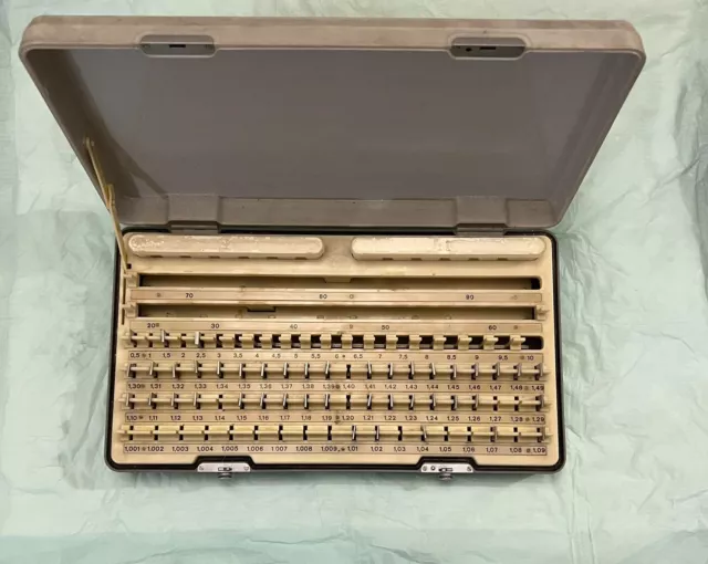 CARL ZEISS JENA metric GRADE 0 gage blocks NOT FULL SET MANY MISSING!