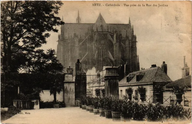 CPA AK METZ - Cathédrale - Vue prise de la Rue des Jardins (651017)