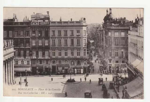 BORDEAUX - Gironde - CPA 33 - place de la Comédie - Rue Ste Catherine
