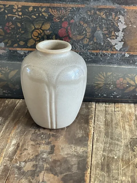 Hampshire Pottery Grey Molted Vase With Arts Crafts Design **NICE**