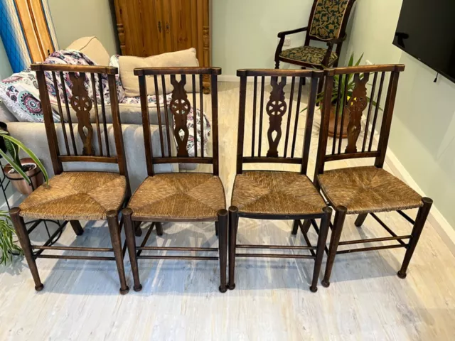 1930s Victorian style wheelback dining chairs