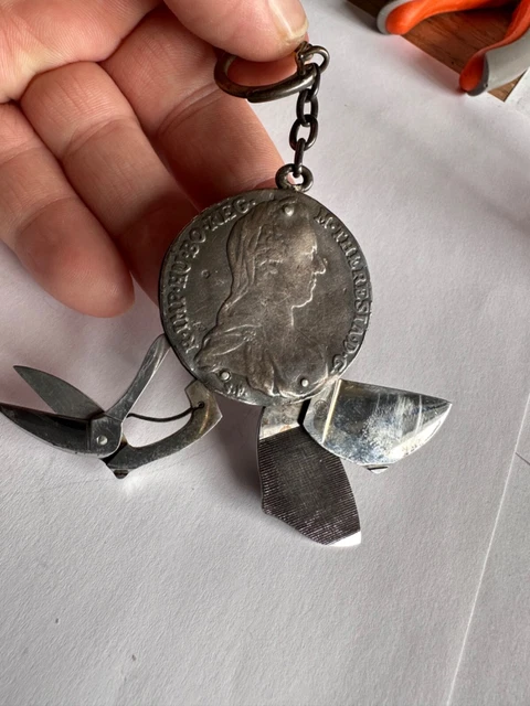 ancien set de manucure en argent 2