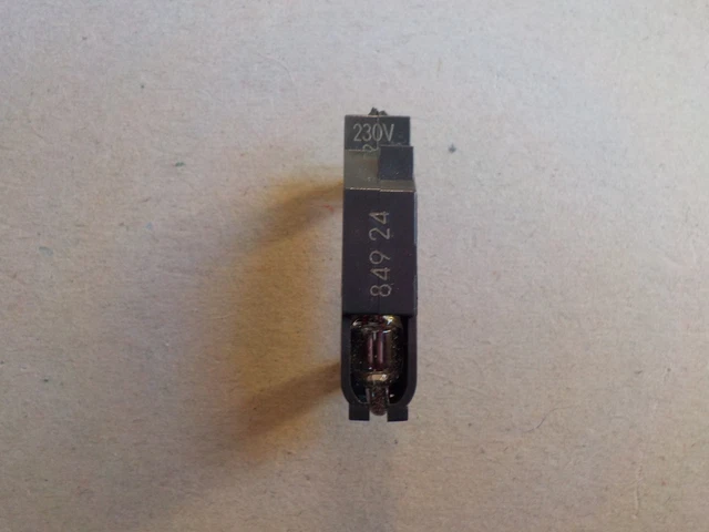 Doigt Double Manette Interrupteur Va-et-vient Avec Voyant - Modèle SAGANE LEGRAND 85606 - Neuf Sous Emballage