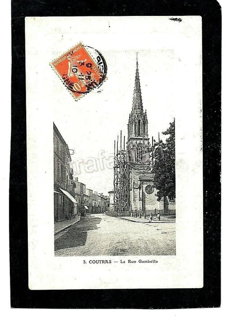 cpa 33 COUTRAS - La Rue Gambetta (1910)