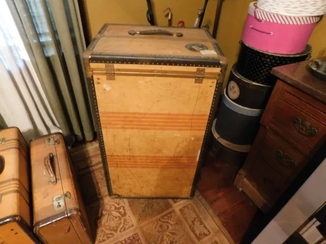 Vintage Steamer Trunk Wardrobe Early-Mid 20th Century 36"x20"x16" Eagle Lock Co