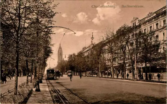 AK GRUß AUS BERLIN CHARLOTTENBURG GESCHÄFTE + HÄUSER BERLINERSTRASSE 1911