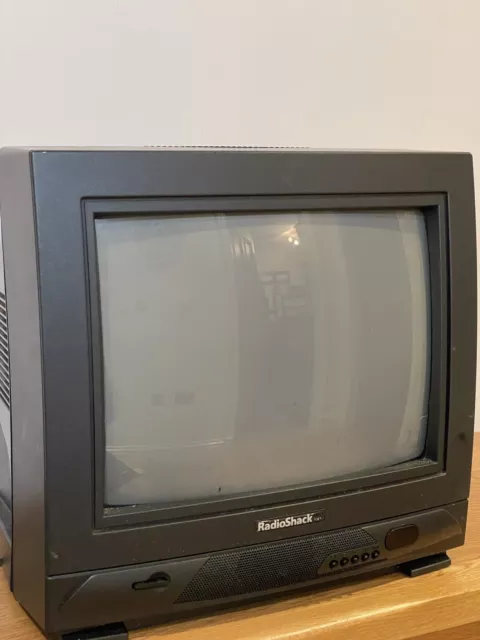 RadioShack CTV1520 14" Colour TV CRT Retro