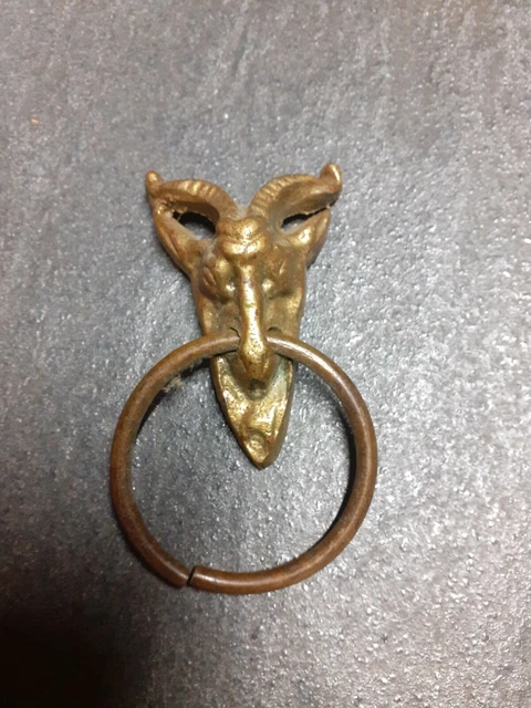 Superbe heurtoir de porte ancien en bronze