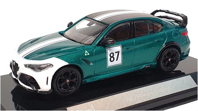 Alfa romeo giulia best sale bburago