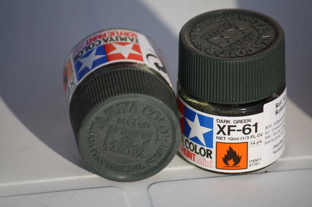 Tamiya Acrylfarbe Matt, Dunkelgrün – 10 Ml, XF-61, Für Modellbau & Airbrush