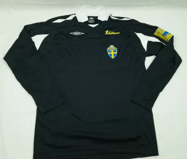 SWEDEN REFEREE FOOTBALL SHIRT UMBRO SIZE M VGC  ..s