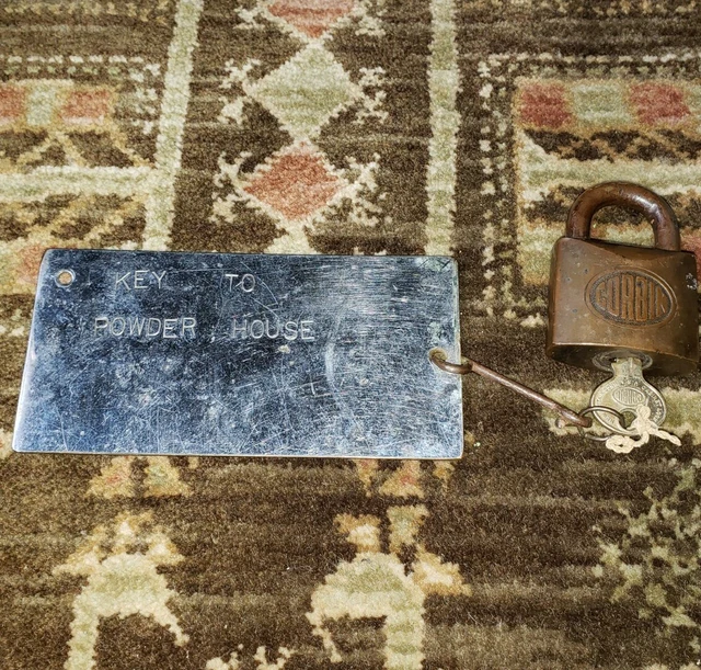 Vtg Mining Explosive Powder House Brass Key Tag Pad Lock Gold Mine 13
