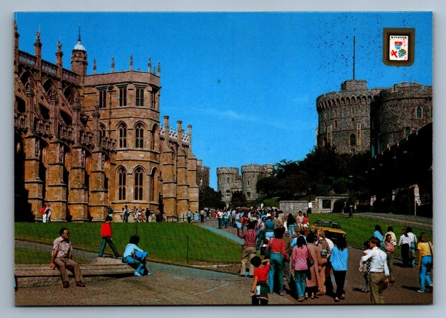 POSTCARD VINTAGE WINDSOR Castle St Georges Chapel England Great Britain ...