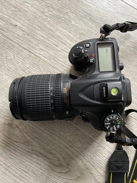 NIKON D7100 DX 24.1MP CROP DIGITAL SLR CAMERA BODY Inc Power Grip & Lens