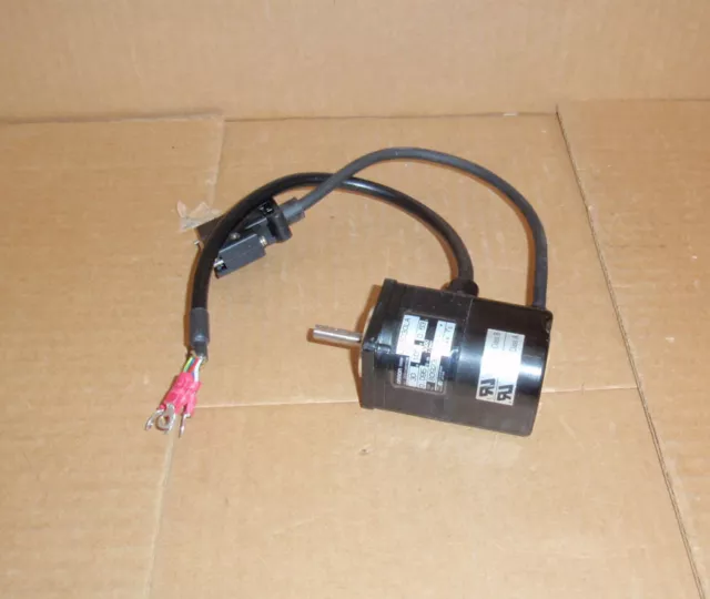 R88M-U03030LA-S1 Omron Servo Moteur R88MU03030LAS1