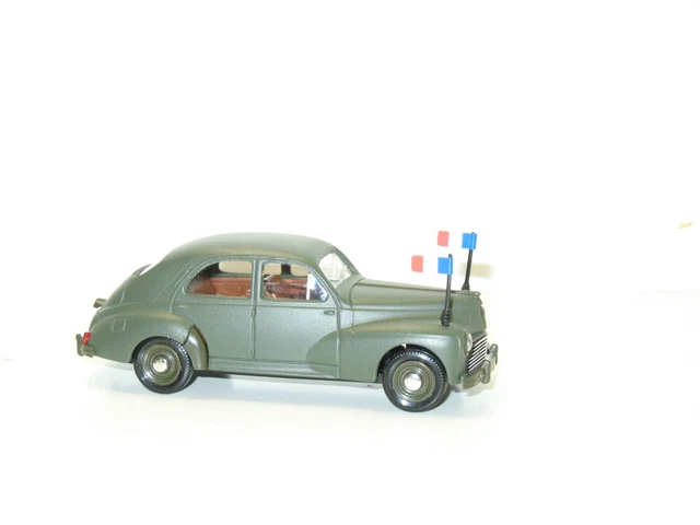 Solido 1/43 – Peugeot P4 Bâché + Remorque Armée Française – Neuf (réf 6148)