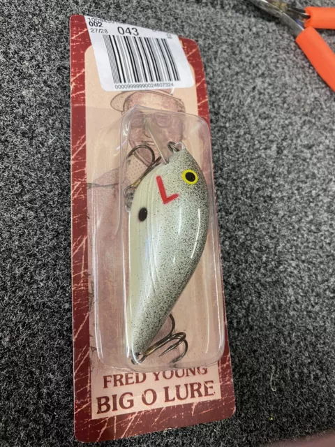 VINTAGE FRED YOUNG Big O Fishing LURE BASS 25th Anniversary Cotton