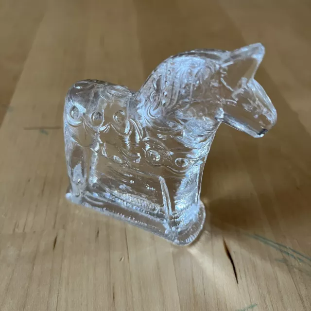 LINDSHAMMAR Sweden Art Crystal Clear Glass Dala Horse Paperweight 3.25” Tall