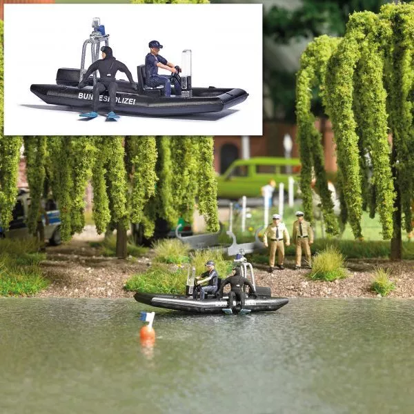 Busch 5485 - 1/87/H0 Lake with Moving Police Boat - Nuevo