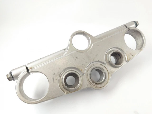 Suzuki GSF 1200 Bandit GV75A [1998] - Upper triple clamp