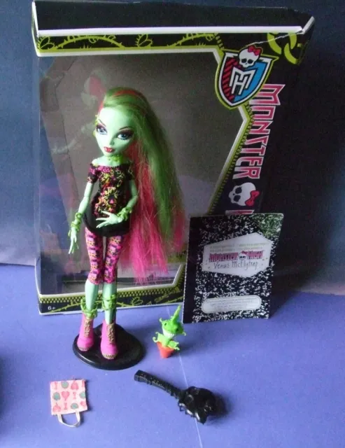 Poupée doll monster high  Venus McFlytrap basic Mattel