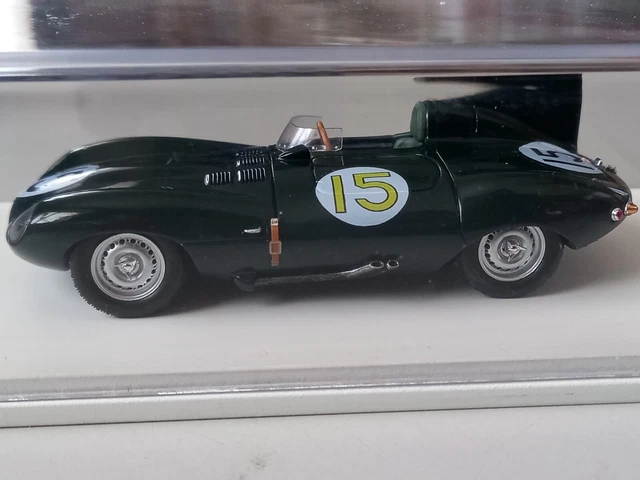 Spark 1/43 Jaguar E-Type Coupé N°9, Le Mans 1962, Sargent/Lumsden, Résine