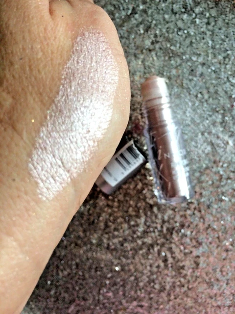 Fard à Paupières Innoxa Neige Givrée Roll-on - Scintillant Hypoallergénique - Neuf - Fabriqué En France