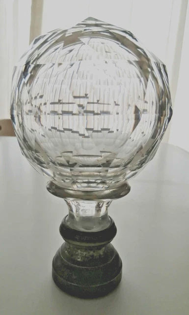 Importante Boule D’escalier à Facettes en cristal
