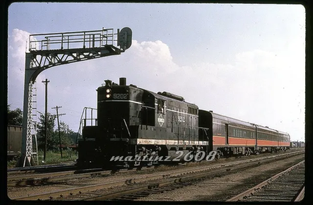 (Mz) Dupe Slide Illinois Central (Ic) 9202 Action