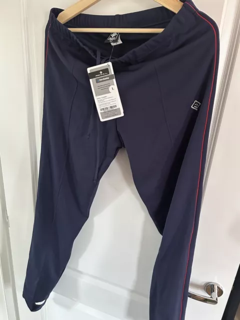 Men’s Ronhill Tracksters Navy. Breathable, windproof. Large