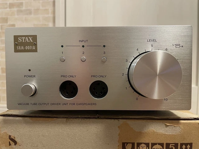 STAX SRM-007TA Vacuum Tube Headphone Amplifier free shipping from Japan STAX SRM-007TA Vacuum Tube Headphone Amplifier free shipping from Japan