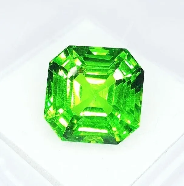18-20 Cts Natural Peridot Loose Gemstone Octagon Cut Faceted Certified