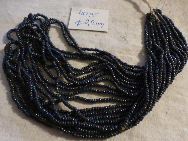 Lot De Perles Anciennes En Verre Irisé Bleu Foncé - 75 Grammes - Fil D'origine 2.5m - Vintage