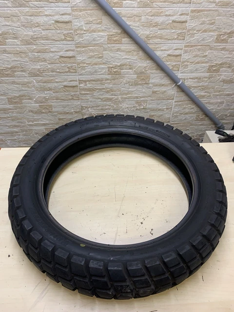 Pneumatico Bridgestone Trailwing 130/80 - 17 M/C