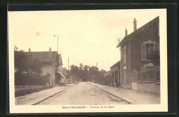 CPA Sucy-Bonneuil, Avenue de la Gare