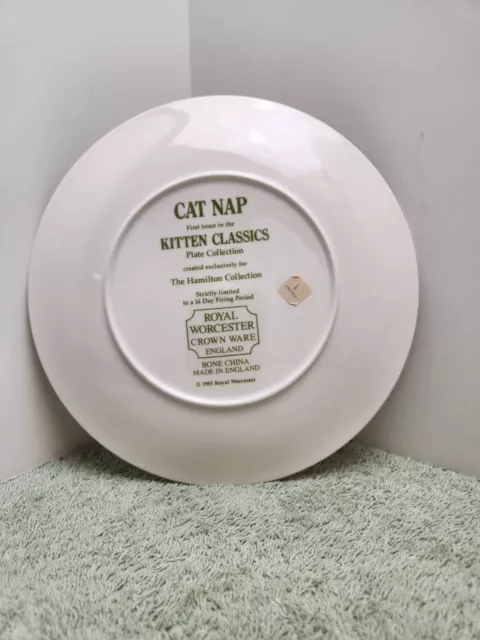 ROYAL WORCESTER CROWN Ware 1st Issue Kitten Classics Cat Nap Plate ...